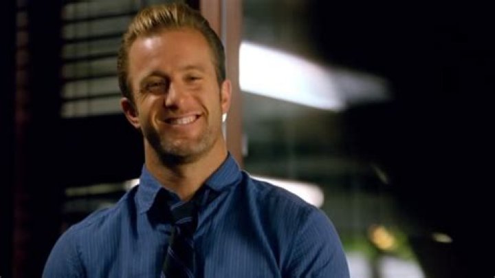 Uncover the Riches of Scott Caan: Exploring His Net Worth