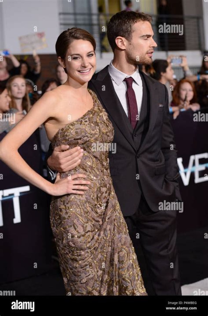 The Enchanting Duo: Shailene Woodley and Theo James Dominate the Screen
