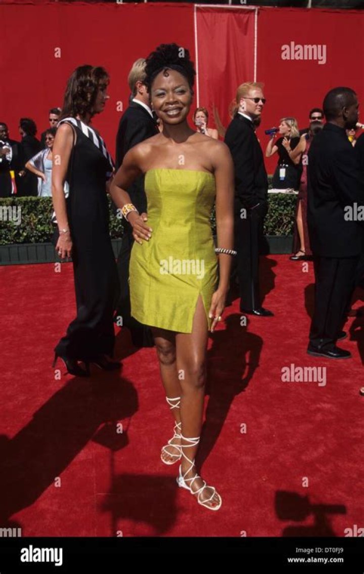 Discovering Simbi Khali: The Rising Star in the World of Music