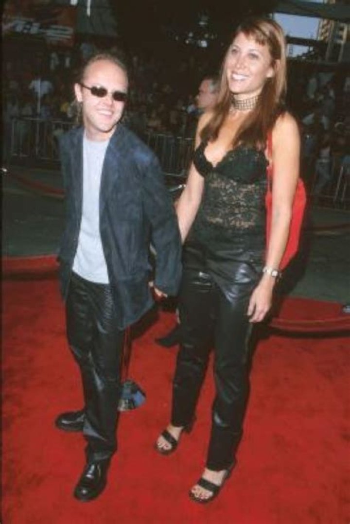 Skylar Satenstein: The Rising Star in Modern Entertainment