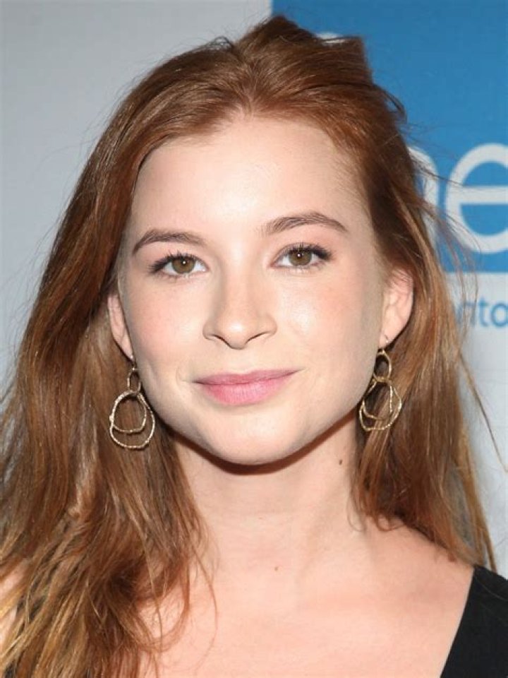 Stacey Farber: The Versatile Actress Who Captivates Audiences Worldwide