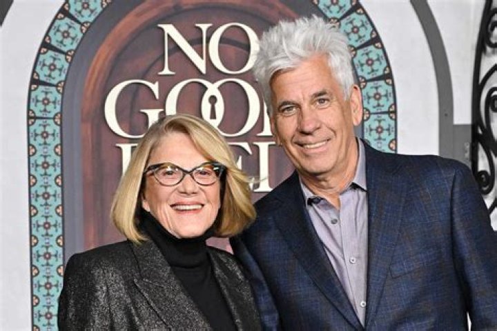 Steve Bakunas: A Comprehensive Guide to the Life and Career of the Renowned Artist