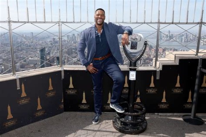 Strahan Net Worth: A Comprehensive Guide to His Wealth and Career Success