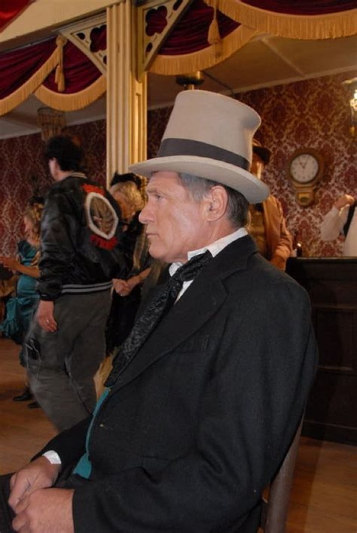 Terry Knox: The Versatile Actor with a Remarkable Career