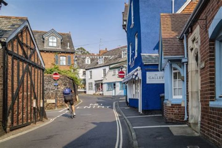 Discovering the Charm of the Town of Topsham