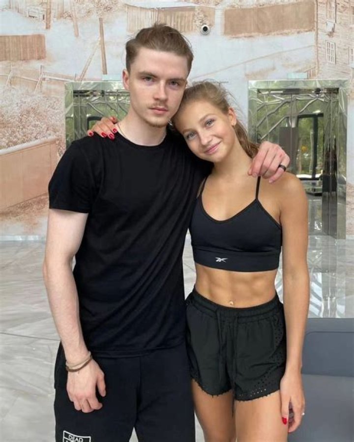 Valeriy Angelopol: A Rising Star in the World of Fashion and Entertainment