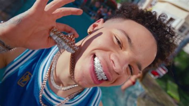 What is Blueberry Faygo: The Ultimate Guide to the Viral Drink