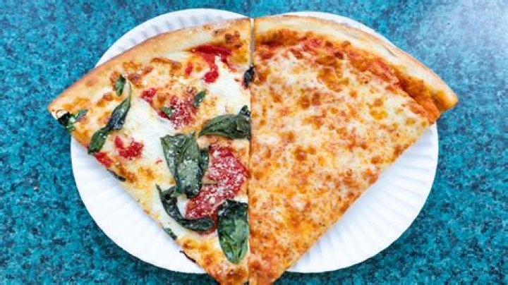 What is Brooklyn Style Pizza: A Deep Dive into the Iconic New York Slice