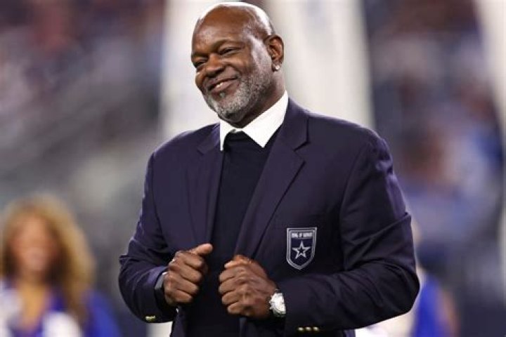 What is Emmitt Smith's Net Worth and How Did He Achieve It?