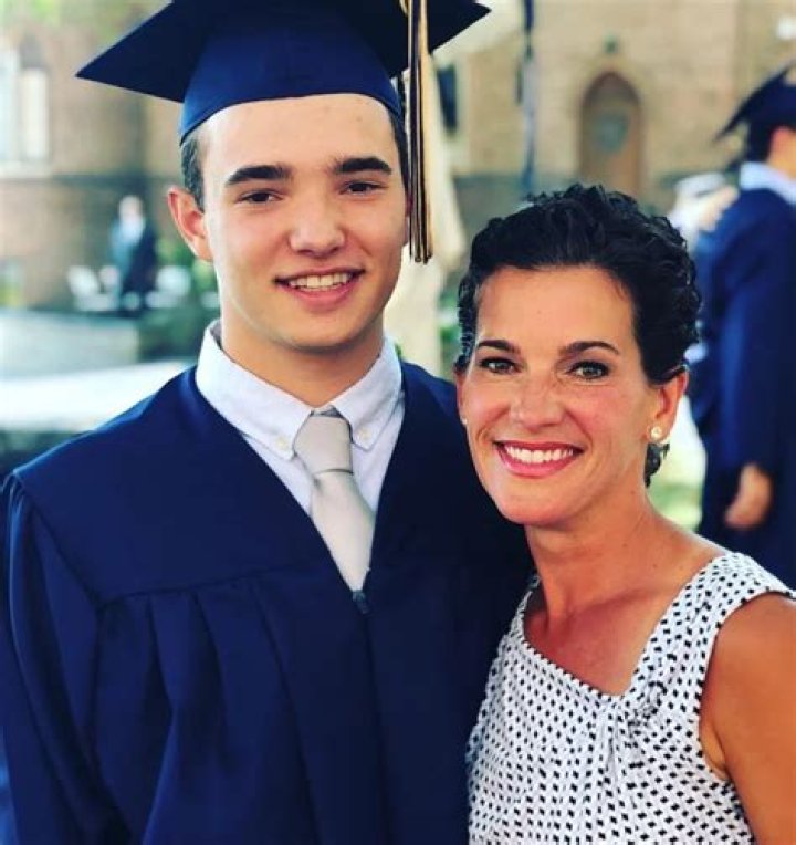 Who is Wendy Bell's Husband? A Comprehensive Guide to Her Life and Career